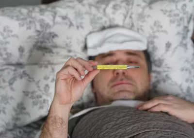 Egy férfi 24 órás késéssel küldött táppénzt cégének, és elbocsátották.